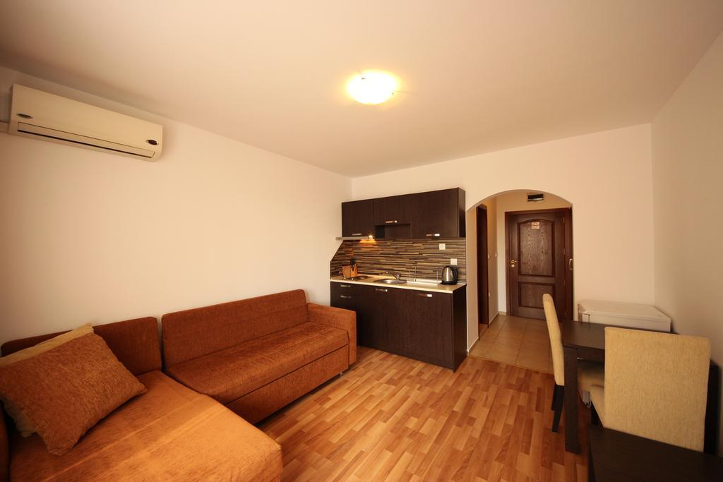 סאני ביץ' Menada Diamant Apartments חדר תמונה